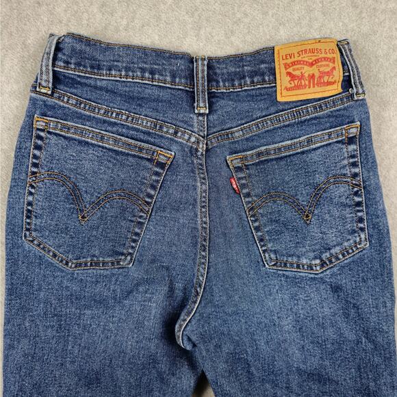 Levi's Jeans Womens Size 26x27 Wedgie Straight Button Fly Raw Hem - Picture 7 of 16